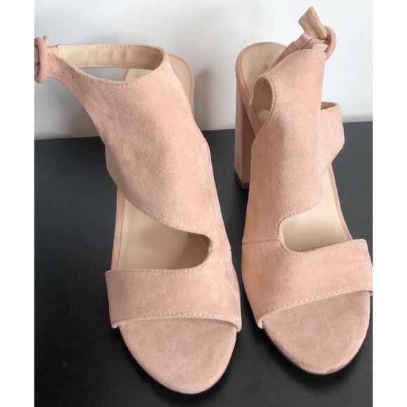 🚨SOLD 🚨 Blush pink chunky heel heels - Picture 3 of 6